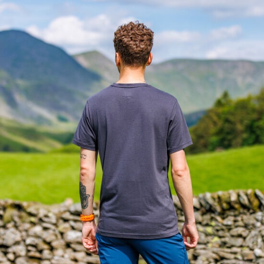 Graafinen T-paita Lyhythihainen 