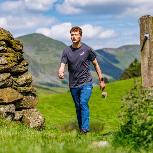 Graafinen T-paita Lyhythihainen 