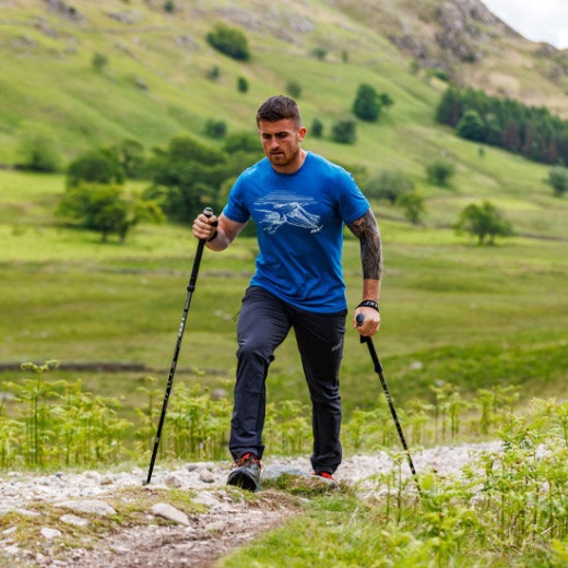 Inov-8 Graafinen T-paita Lyhythihainen ''helvellyn'' Miesten Sininen