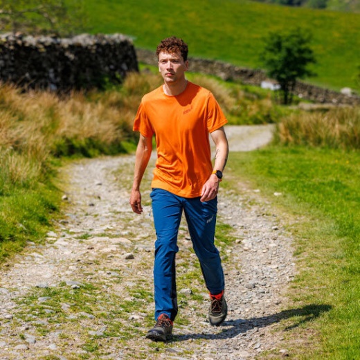 Oranssi Inov-8 Graafinen T-paita Lyhythihainen 